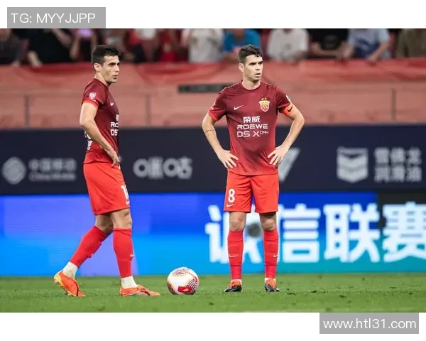 布里斯班与蔚山时代的激烈对决展现足球魅力与战术智慧的巅峰较量