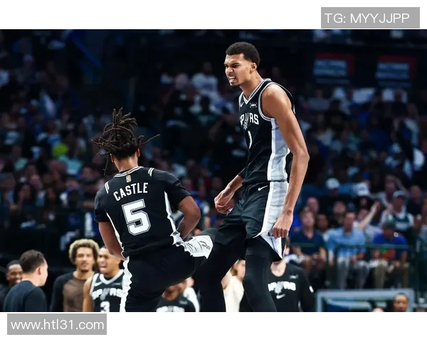 马刺与锡安精彩对决全场回放分析与精彩瞬间回顾